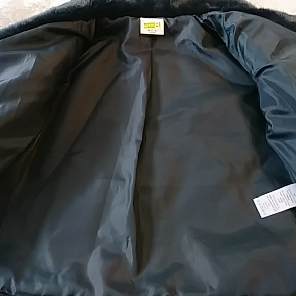 Jacket - Picture 5 of 7